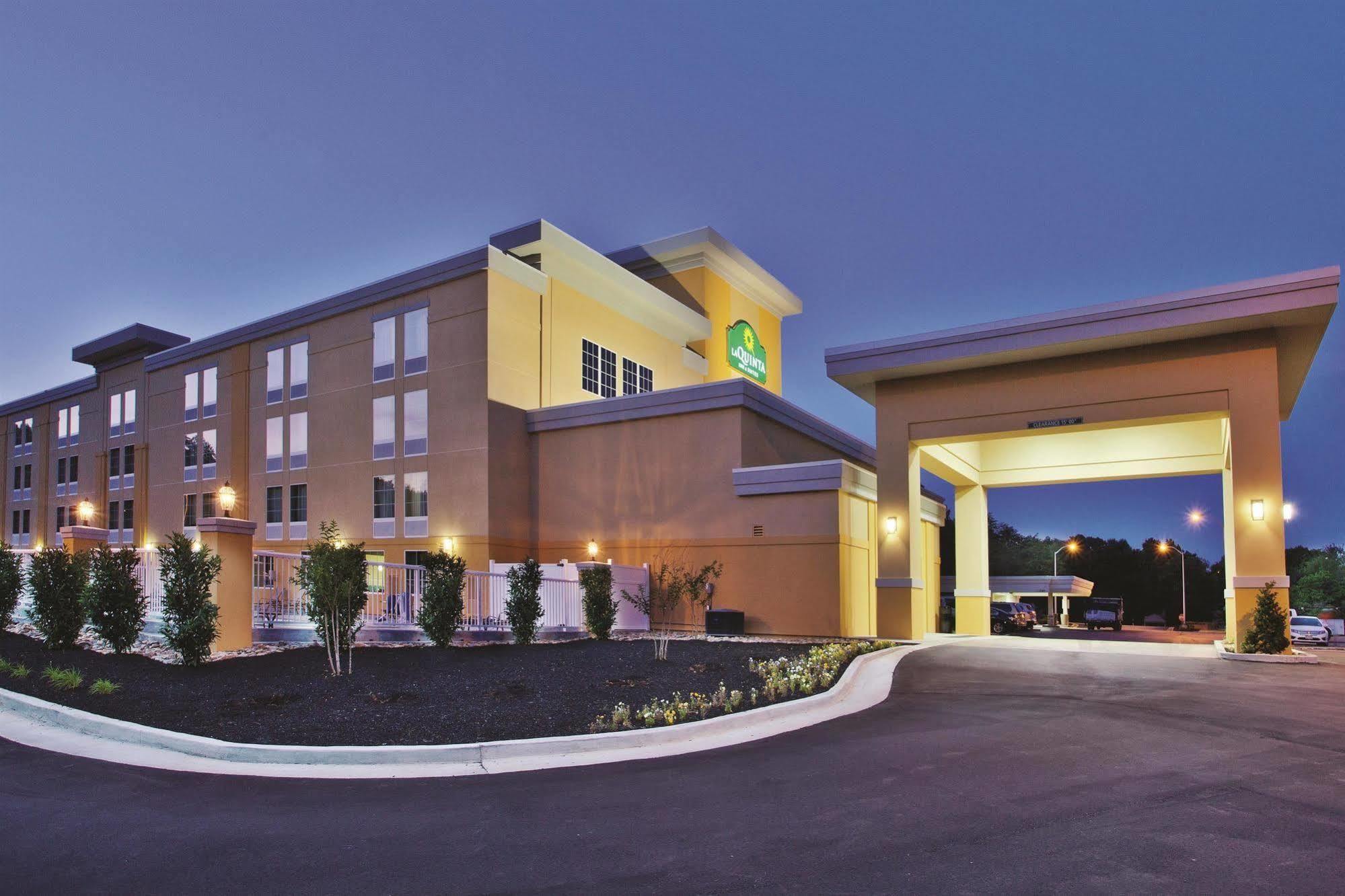 La Quinta By Wyndham Knoxville Central Papermill Exterior foto